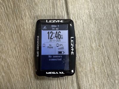 Lezyne Mega XL Enhanced GPS Cycling Computer -