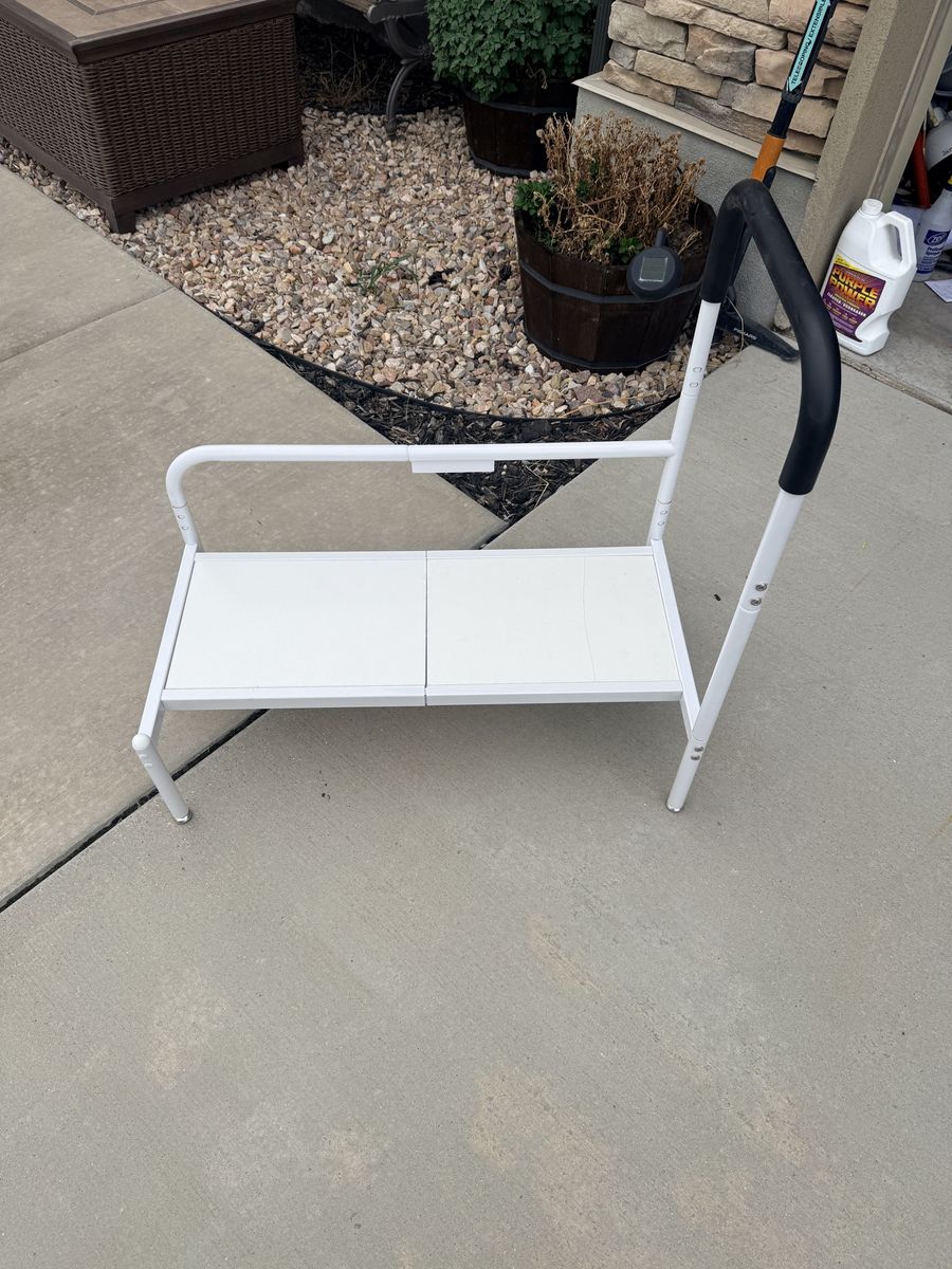 White Adjustable Bedside Step Stool with Support Handle for Seniors or Mobility Aid