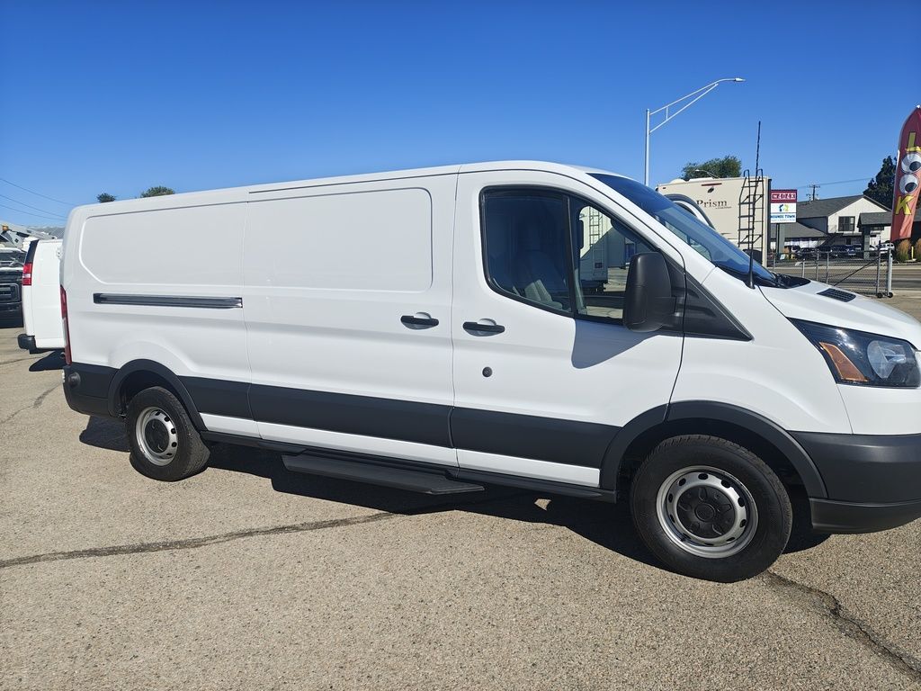 2017 Ford Transit 