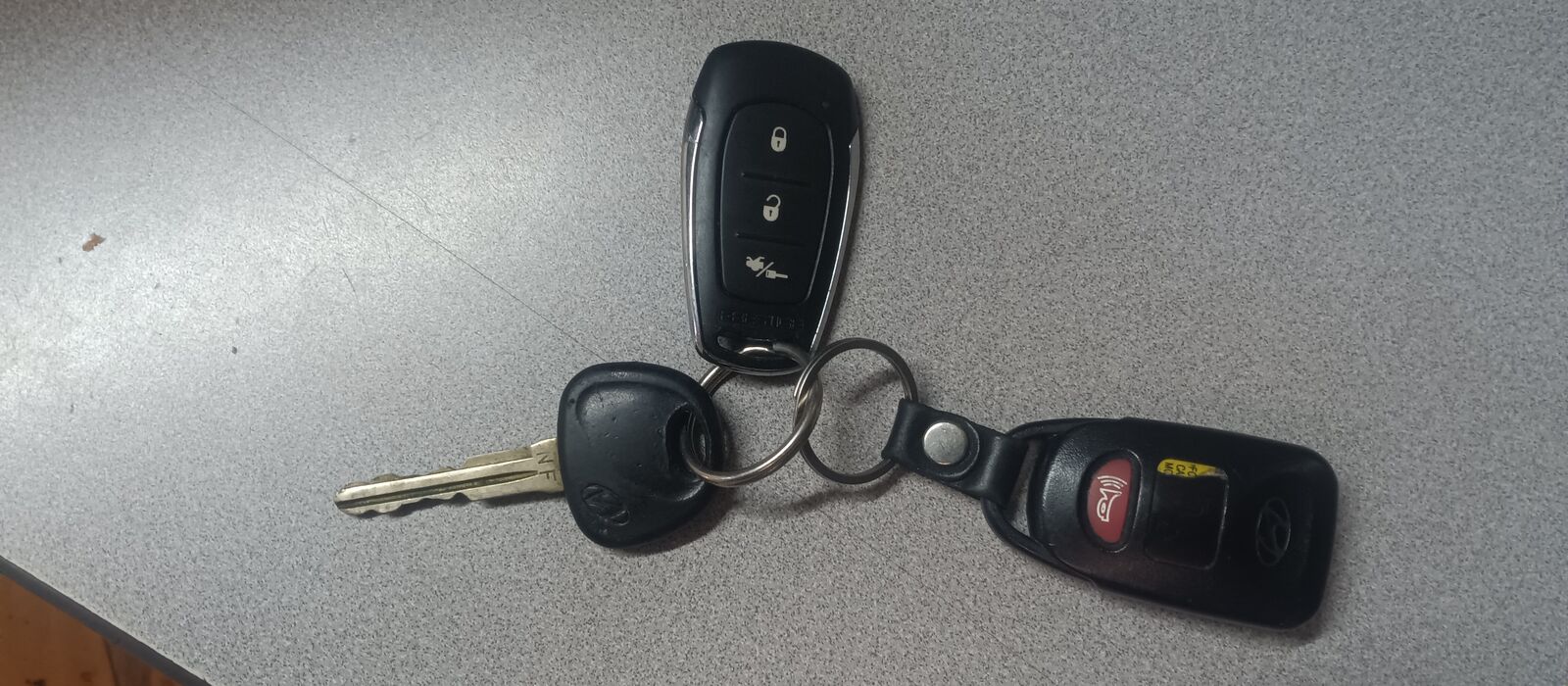 Found 2 key fobs and 1 key.