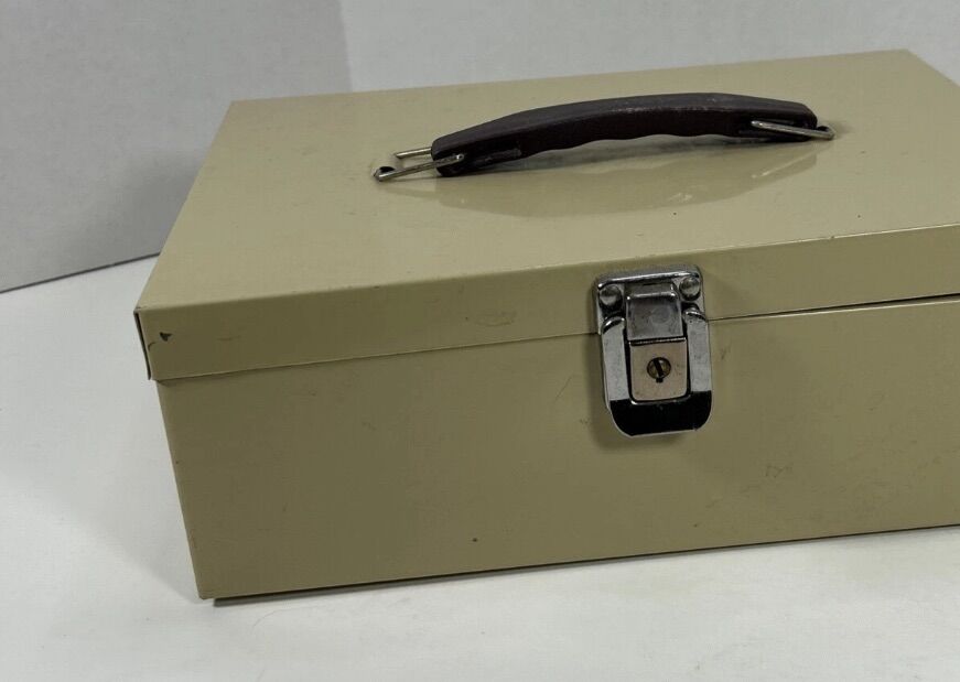 Vintage Rockway Metal Cash Box W/ Plastic insert