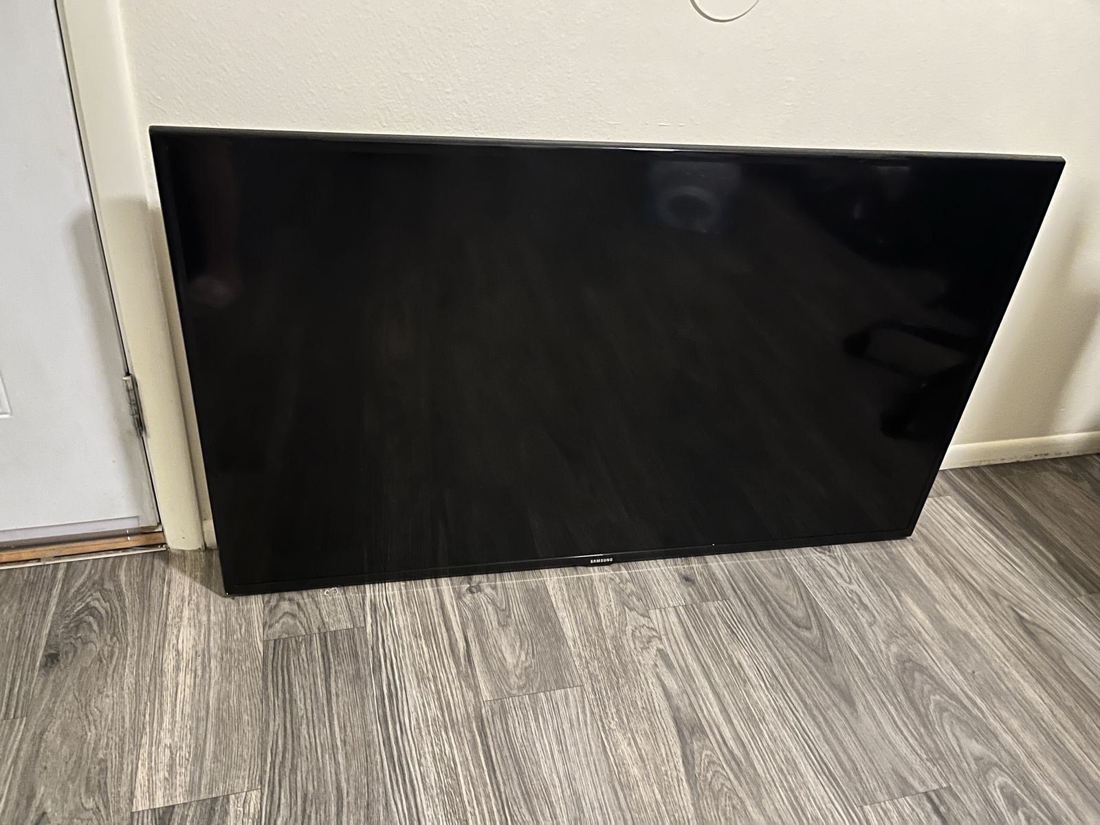 Samsung 55 in smart LED-LCD TV
