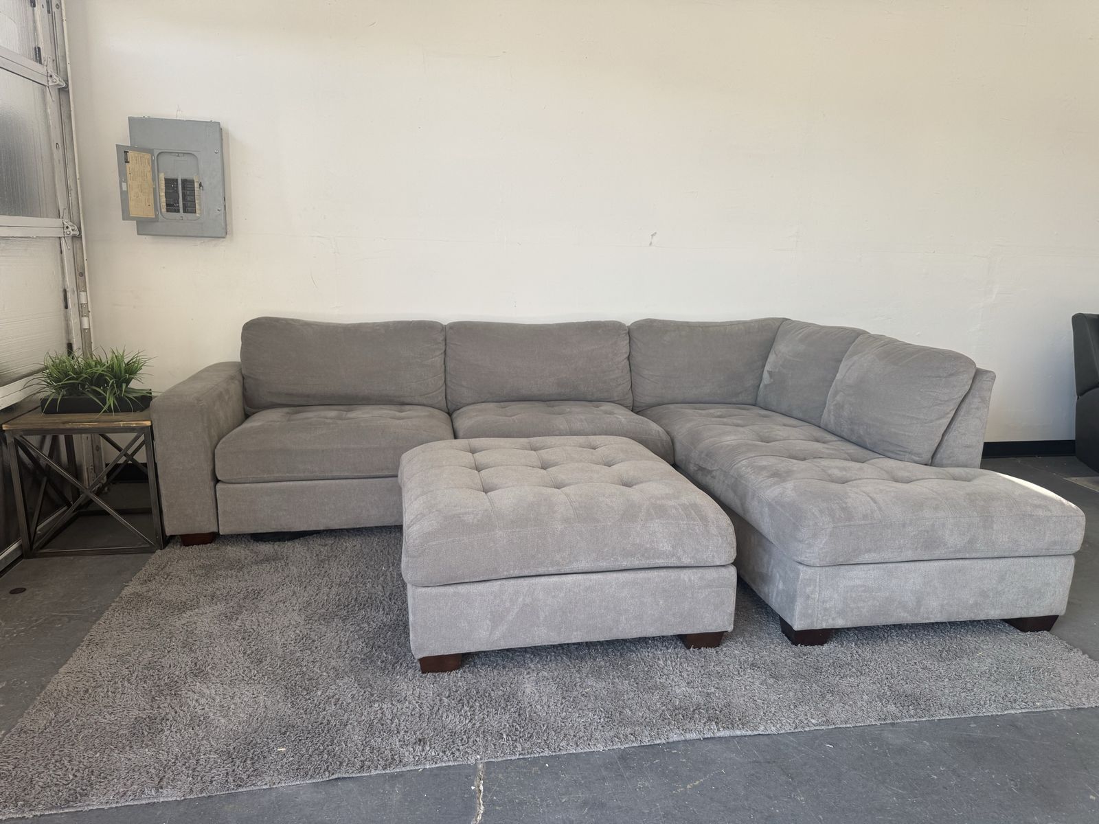 GRAY COSTCO SECTIONAL SOFA COUCH & OTTOMAN