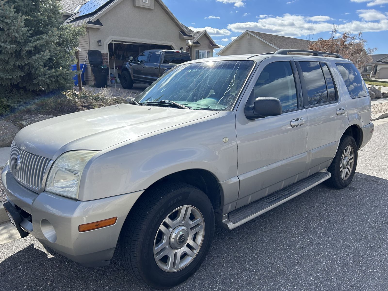 2003 Mercury Mountaineer Luxury