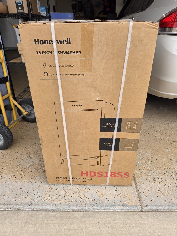 Honeywell HDS18SS 18-inch Dishwasher - Stainless Steel, New in Box