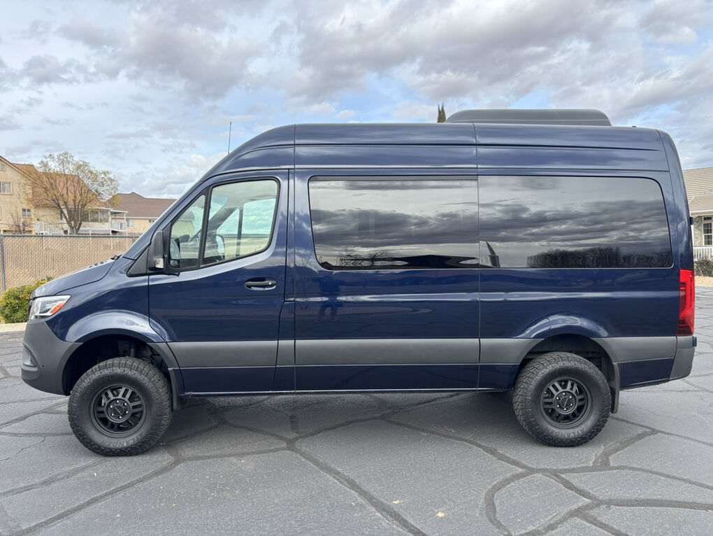 2023 Mercedes-Benz Sprinter 2500