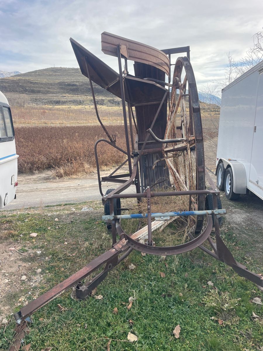 Small bail Carousel