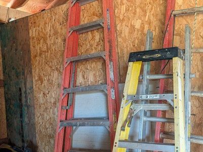 Werner 10 ft Fiberglass Stepladder 300 lbs Load Capacity NXT1A10