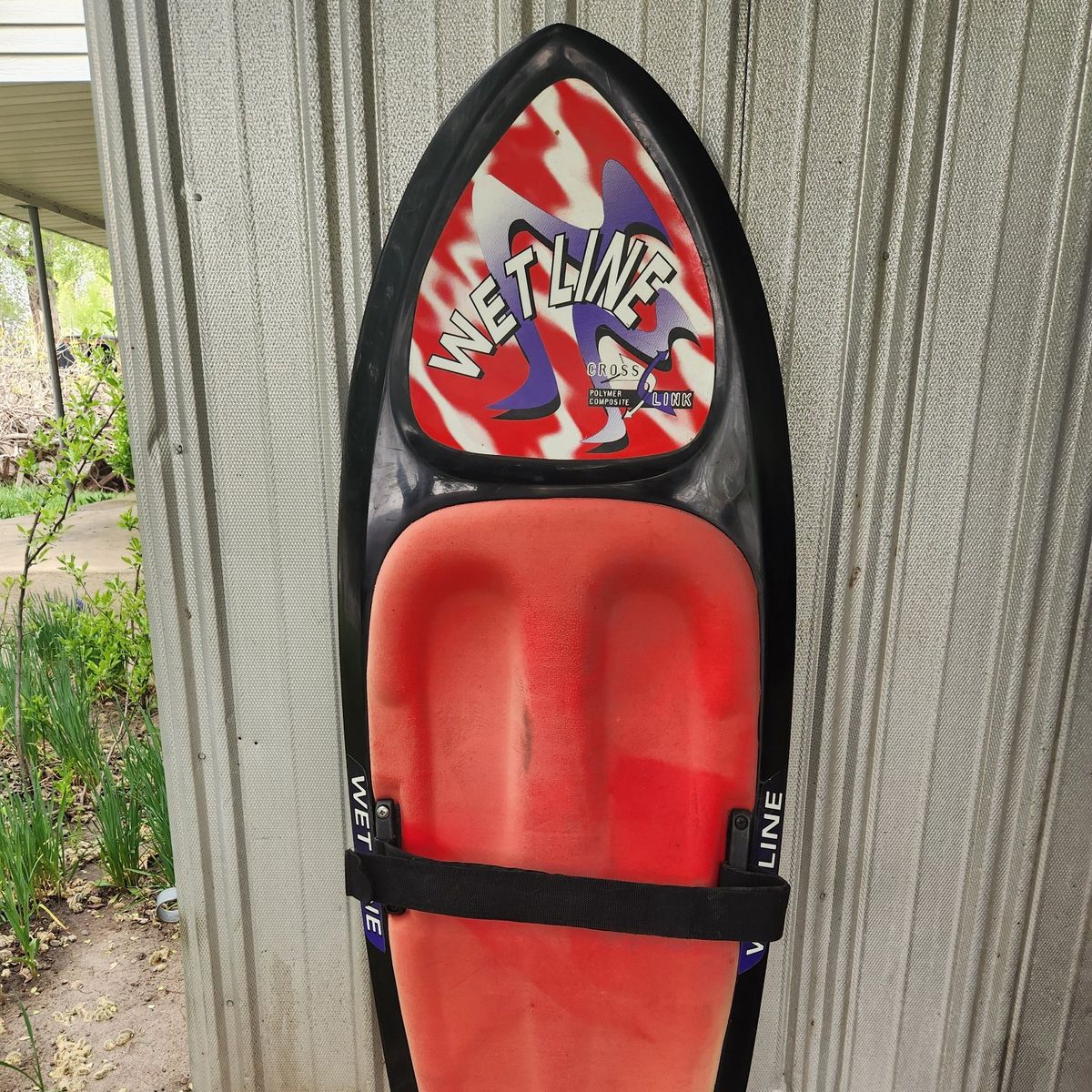 kneeboard, wet line, good condition