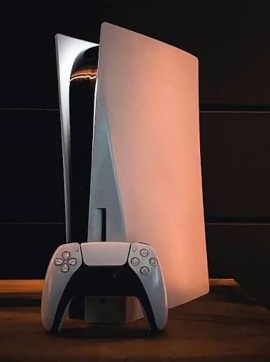 PS5 with Disk Reader