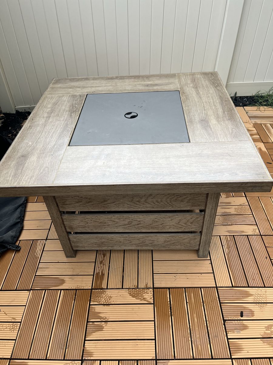 Main image 3