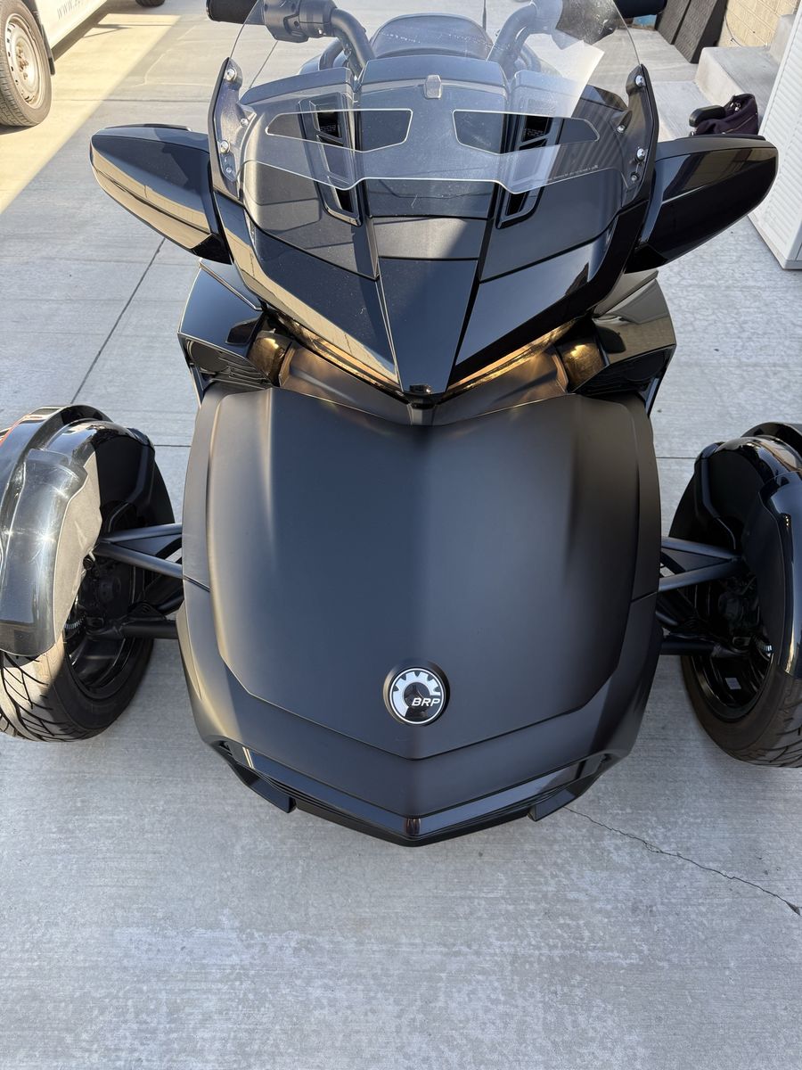 2019 Can-Am Spyder F3 Limited Matte Black low mileage
