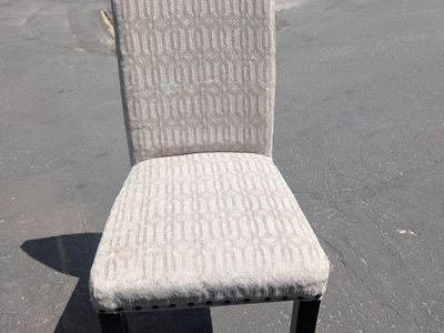 4 Chairs