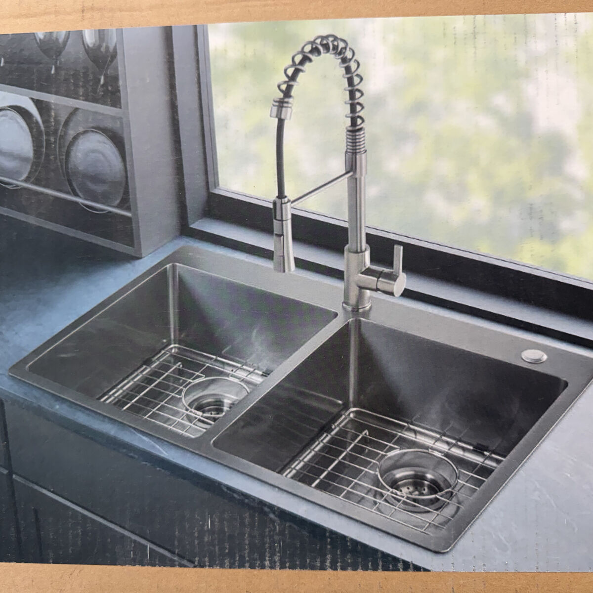 Kitchen Sink with Faucet
