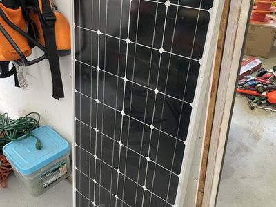Renogy 100w solar panel