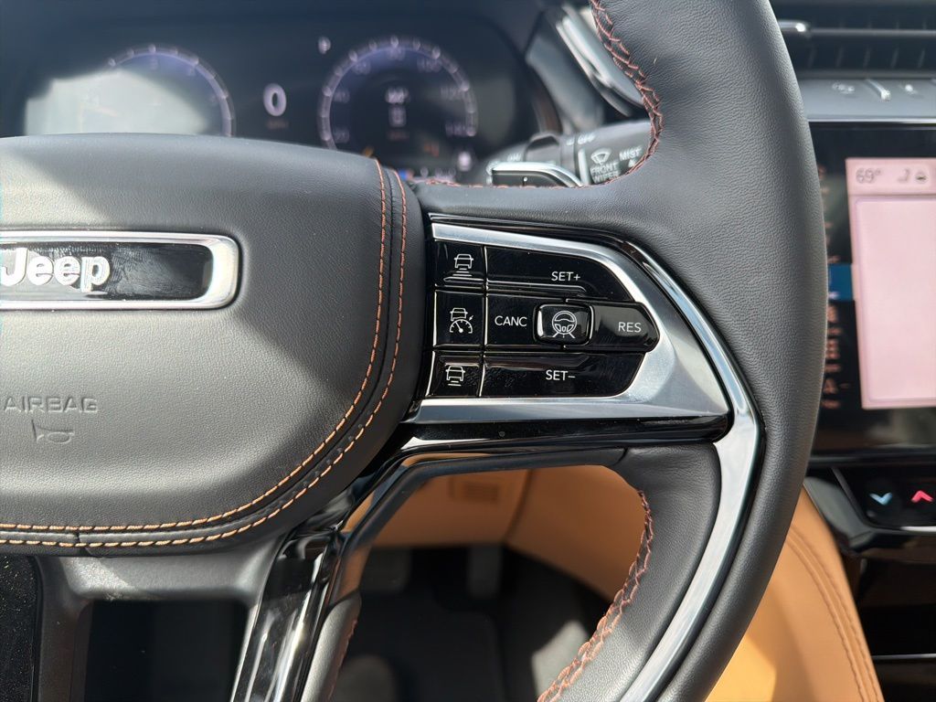 Main image 17