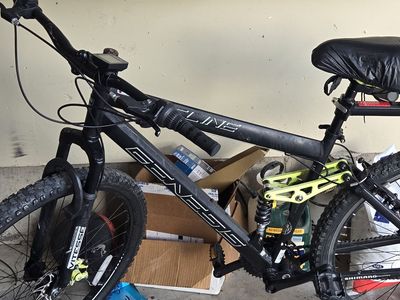 Incline genesis mountain bike