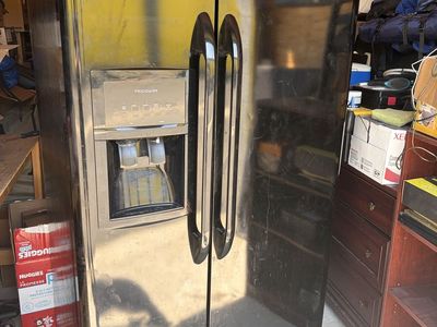 Frigidaire 36" Black Side-by-Side Refrigerator with Water & Ice Dispenser