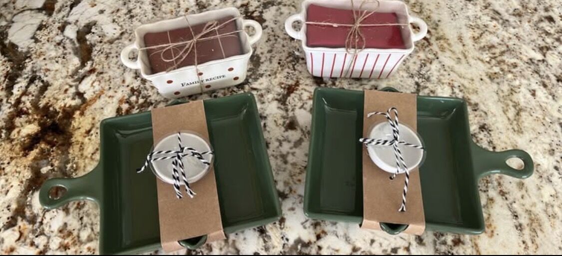 NWT Mini Glass Baking Pans