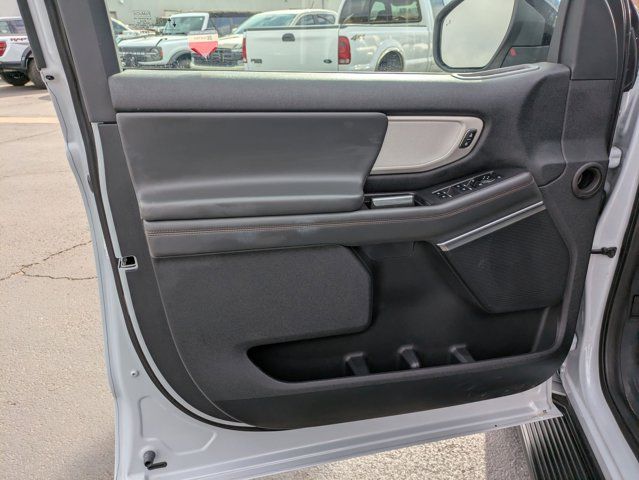 Main image 11