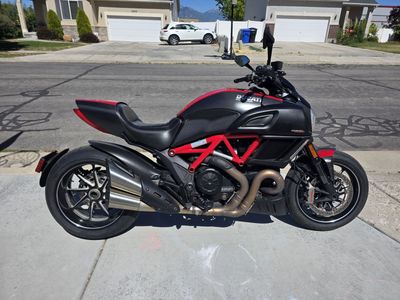 2015 Ducati Diavel Carbon