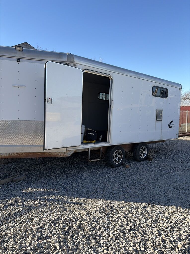 Enclosed Trailer