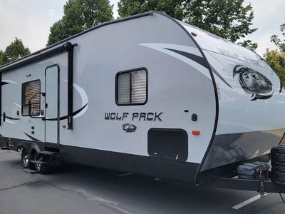 2017 Wolf Pack Limited 24 Pack Toy Hauler (Forest River)
