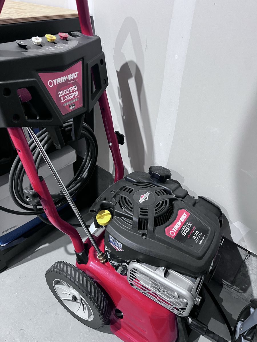 Troy‑Bilt Pressure Washer – 2800 PSI