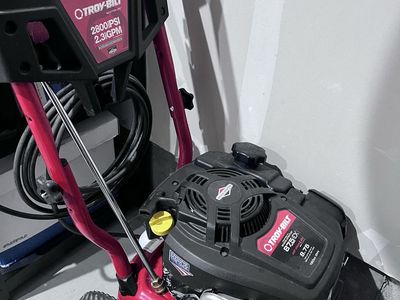 Troy‑Bilt Pressure Washer – 2800 PSI