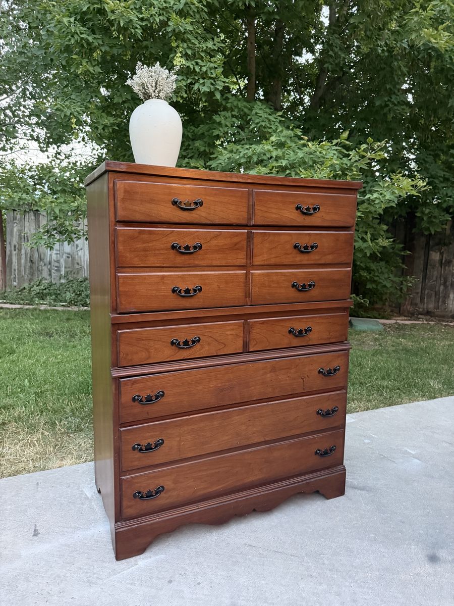 Main image 4