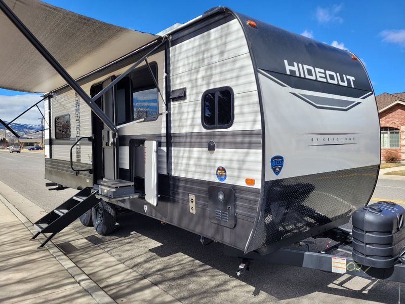 2025 Keystone Hideout 24FKS Travel Trailer