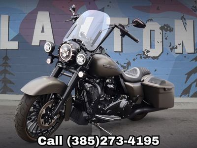 2018 Harley-Davidson® FLHRXS - Road King® Special