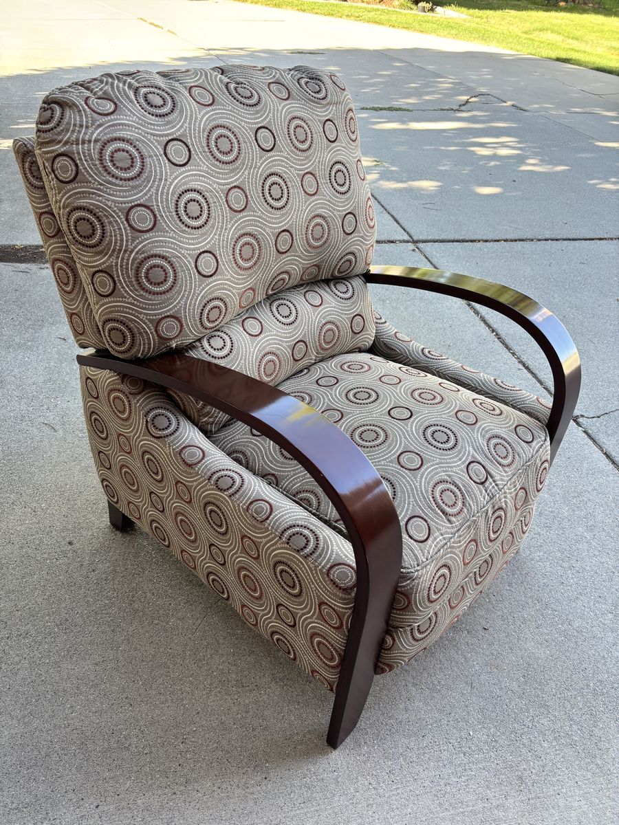 Recliner Chair
