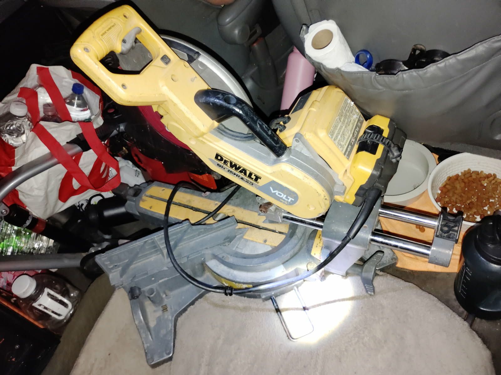 DEWALT COMPOUND MITER SAW