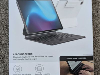 Magnetic Keyboard case for iPad Air 13"