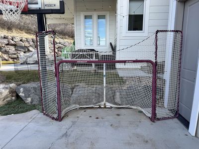USED 72" Performance Hockey Goal w/ Backstop
