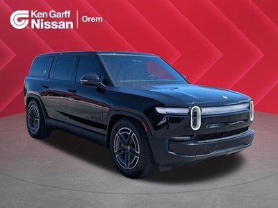 2025 Rivian R1S Adventure