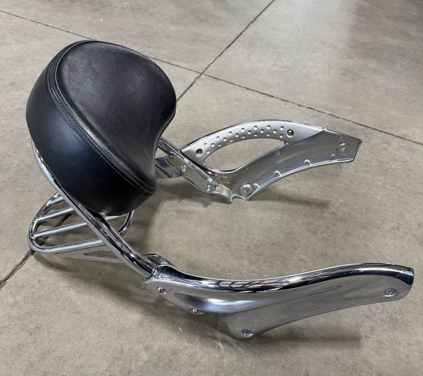 2005-2008 Kawasaki Vulcan Nomad VN1600 Luggage Rack/Seat Back