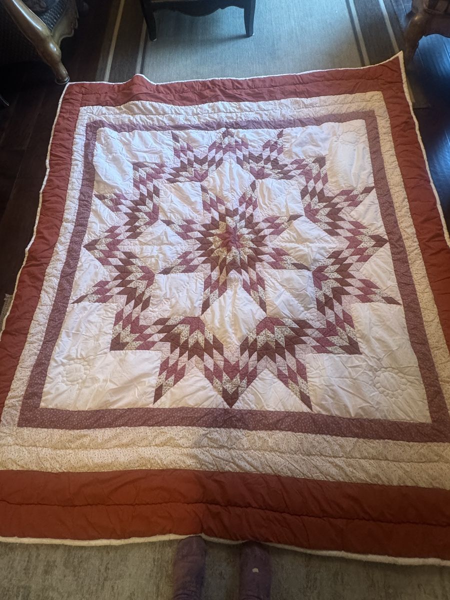 Handmade Quilted Blanket/Throw, Maroon & White Star Pattern, Soft Quilted vintage 78 x 90