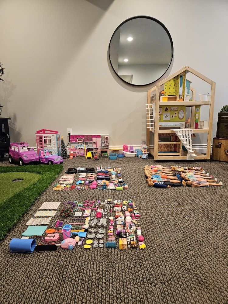 ENTIRE BARBIE LOT: KidKraft Wooden Dollhouse - 3 Story, 9 Rooms, Cars, Dolls, Clothing, Shoes and Accessories