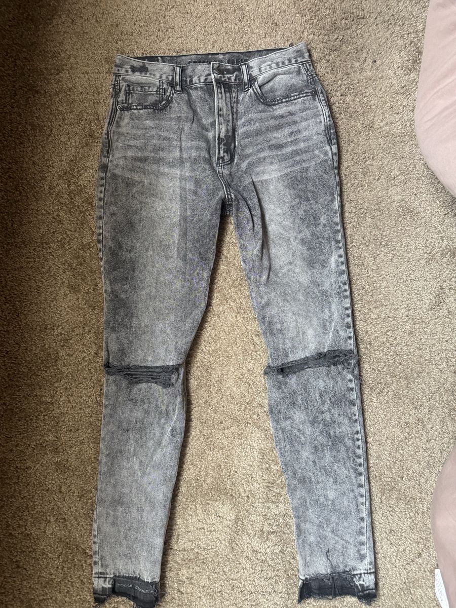Women’s American Eagle high-waisted Jeans - size 4
