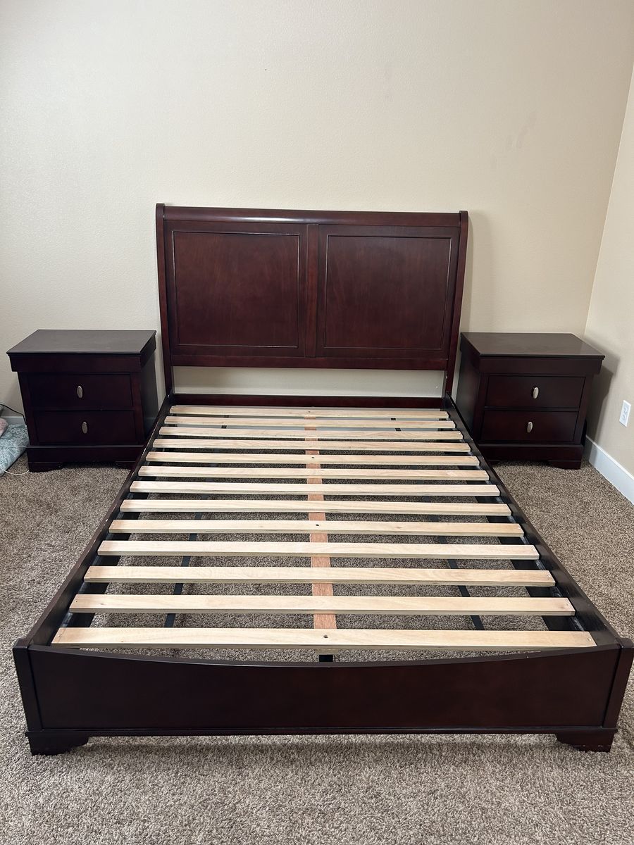 Queen Bedroom Set