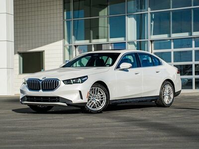 2025 BMW 5 Series 530i xDrive