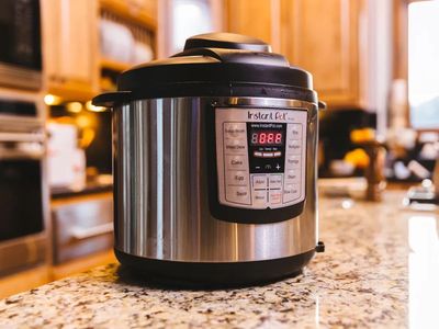 Instant Pot IP-LUX60 - Like New