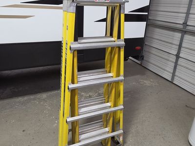 Little giant fiberglass ladder