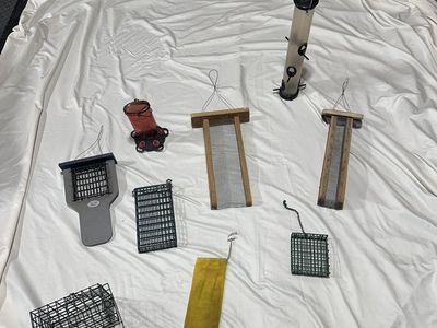 Multi Birdfeeders