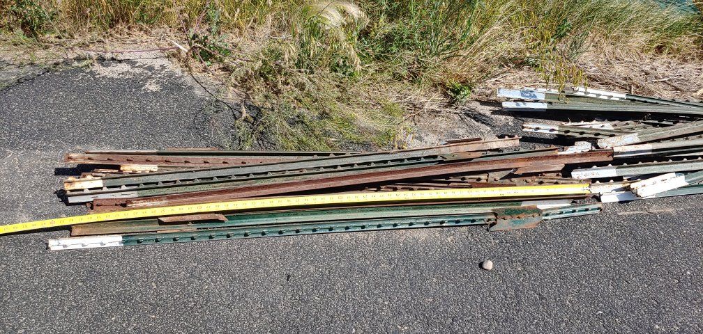 Used Metal Fence Posts - Assorted Lengths (approx. 6ft)