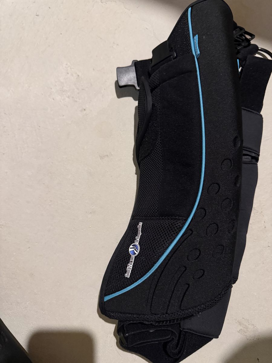 Össur Formfit Shoulder Brace Regular Black Blue Medical Support