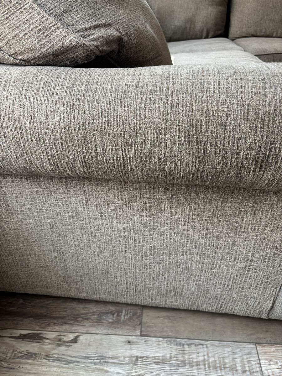 Main image 12
