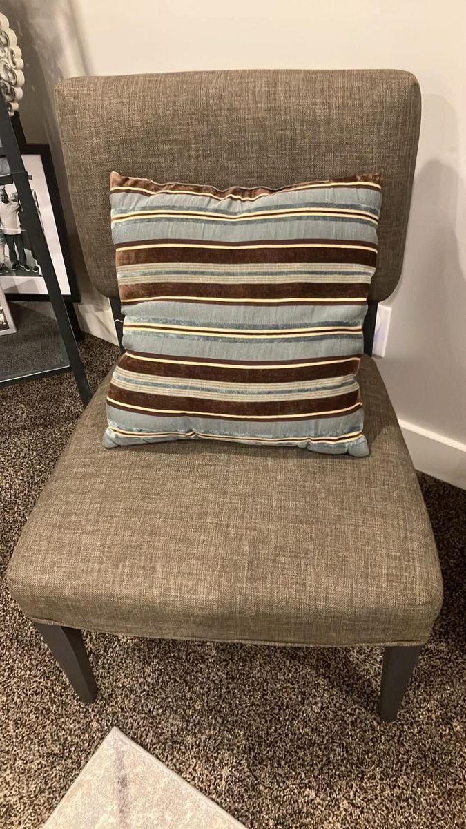 Main image 2